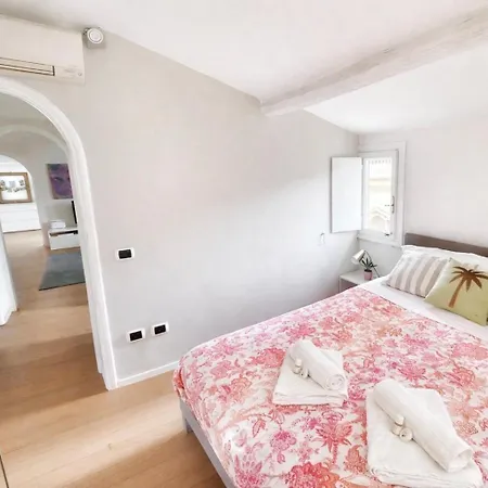 Panoramic Terrace Trastevere Apartment, With Amazing View * Rome