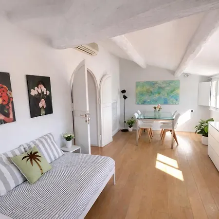 Panoramic Terrace Trastevere Apartment, With Amazing View